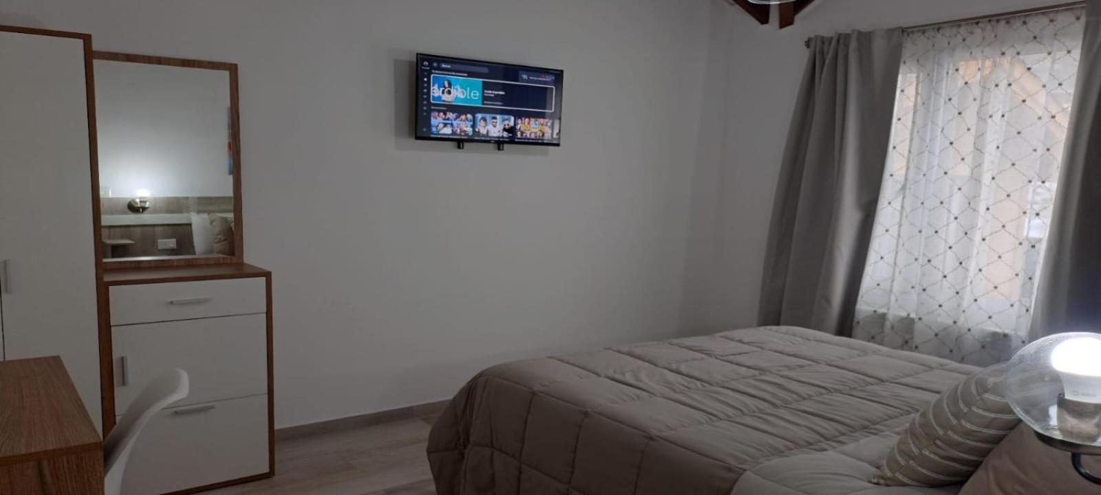 Apart Ruta 40 Apartment Ел Чалтен Стая снимка
