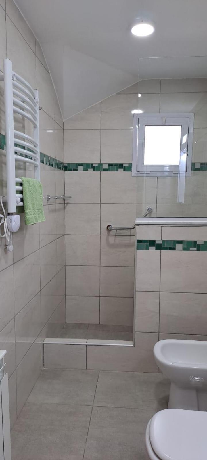 Apart Ruta 40 Apartment Ел Чалтен Стая снимка